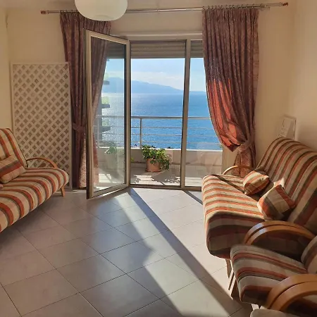 דירה Beachfront Center