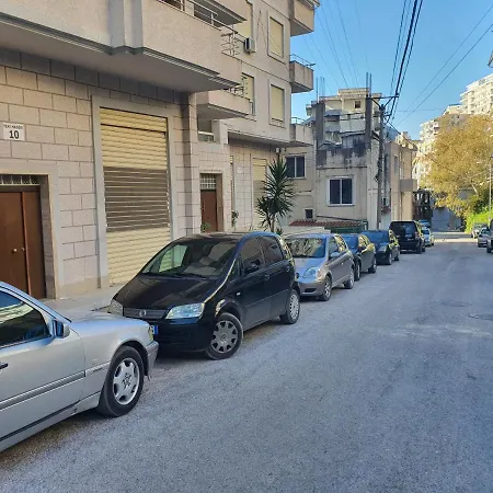 Beachfront Center * סרנדה