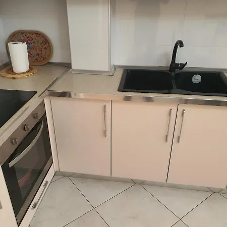 Beachfront Center דירה סרנדה